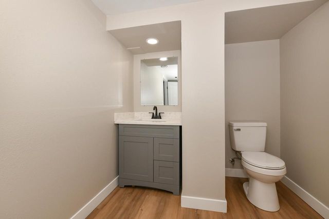 2177 S 64th STREET, West Allis, WI 53219