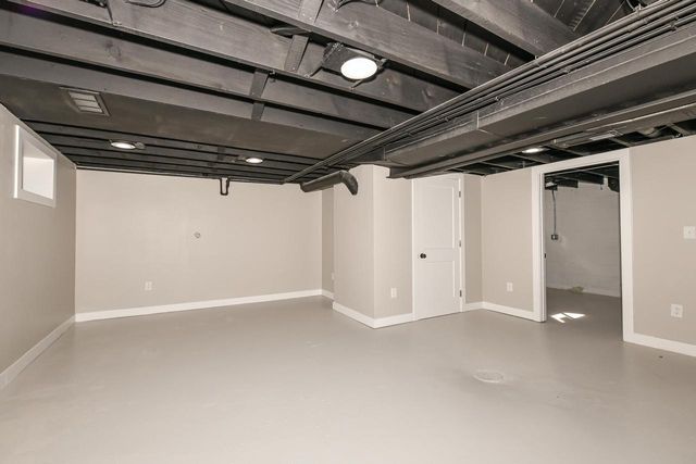 2177 S 64th STREET, West Allis, WI 53219