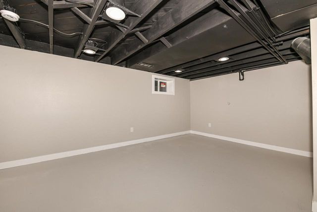 2177 S 64th STREET, West Allis, WI 53219