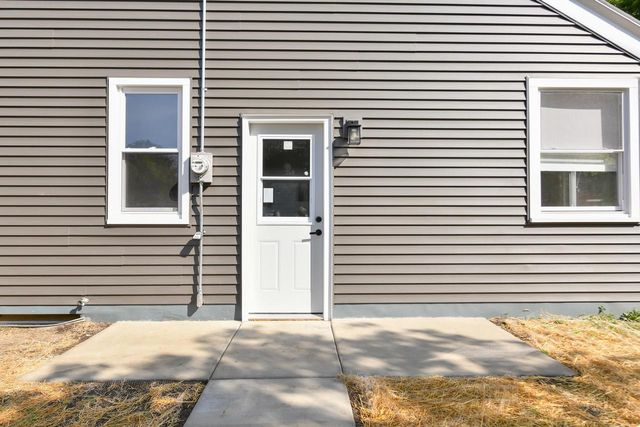 2177 S 64th STREET, West Allis, WI 53219