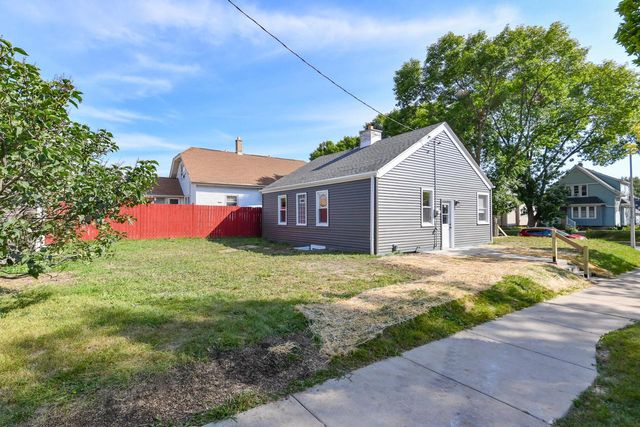 2177 S 64th STREET, West Allis, WI 53219