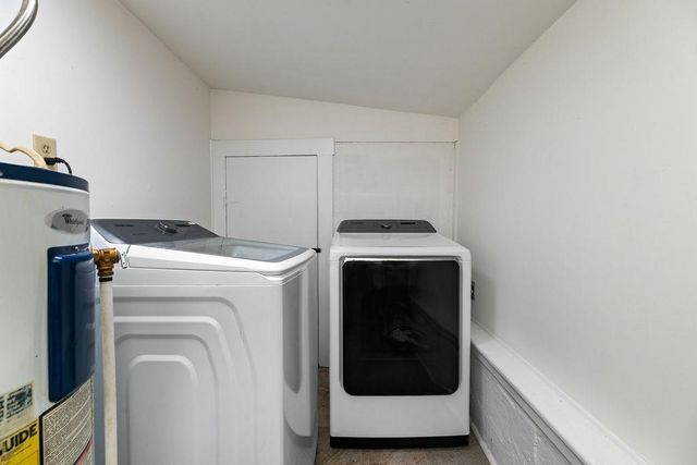 1623 E MAIN ST, Waynesboro, VA 22980