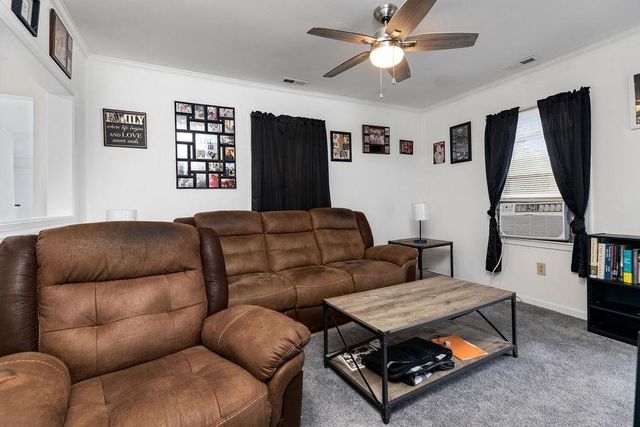 1623 E MAIN ST, Waynesboro, VA 22980