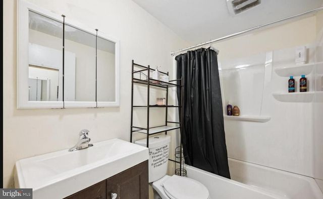 32 PALFREY LN, Willingboro, NJ 08046