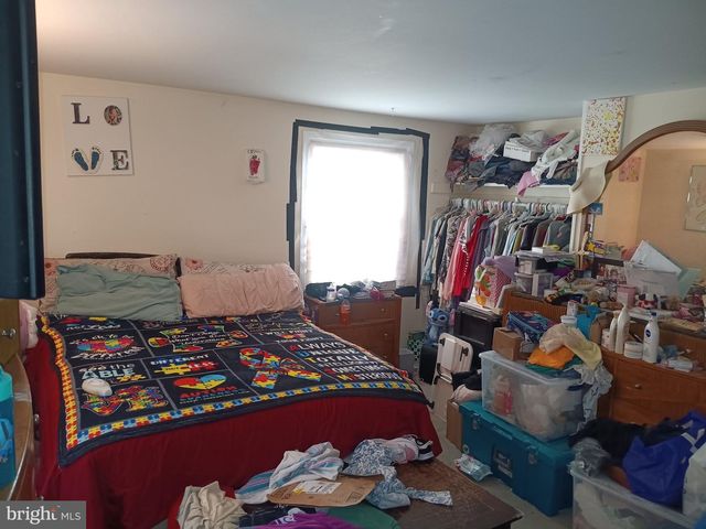32 PALFREY LN, Willingboro, NJ 08046
