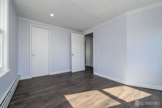74 Albert Street, Woodbridge Proper, NJ 07095