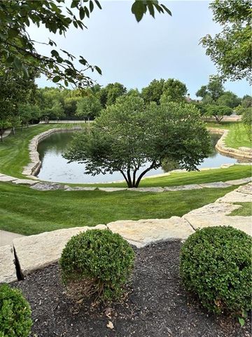 3114 W 137TH Street, Leawood, KS 66224