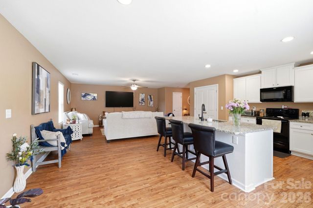 215 Belcaro Drive, Kings Mountain, NC 28086