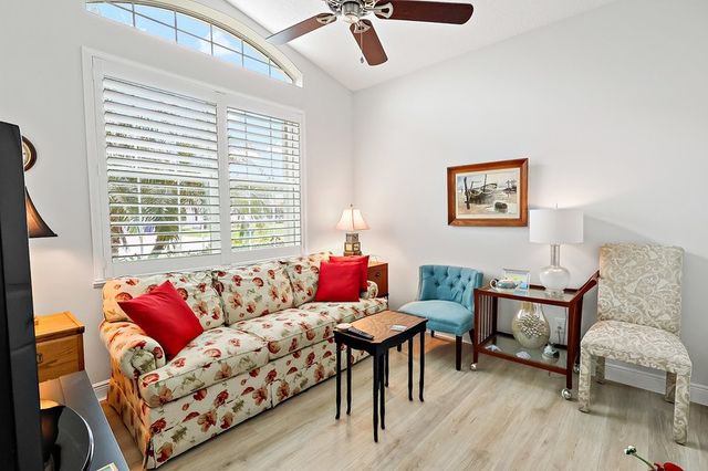 645 Gossamer Wing Way, Sebastian, FL 32958