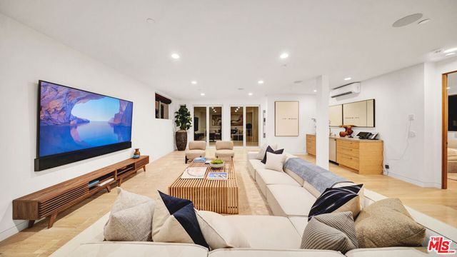 2915 Tuna Canyon Road, Topanga, CA 90290