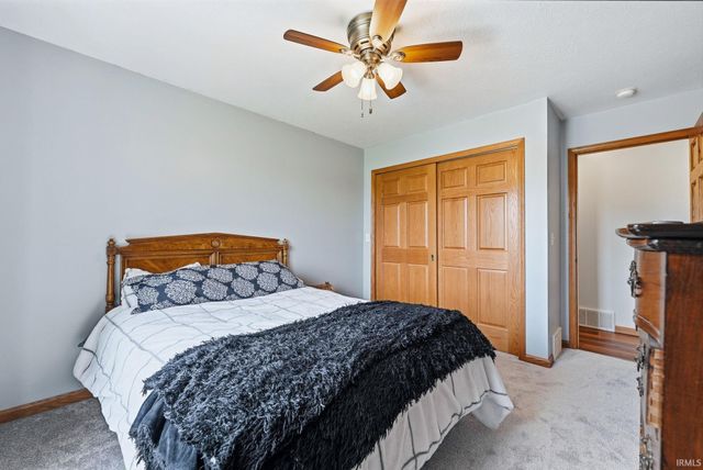 11505 E 850 N, Kendallville, IN 46755