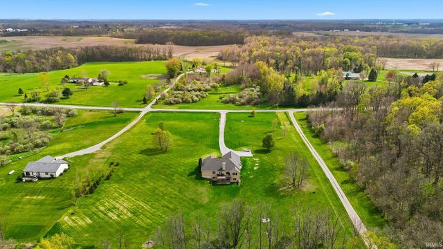 11505 E 850 N, Kendallville, IN 46755