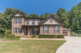 9240 Hollywood Drive, Gainesville, GA 30506