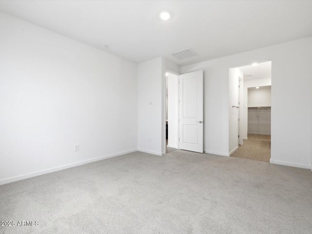 2440 E ENANTIO Road, San Tan Valley, AZ 85143