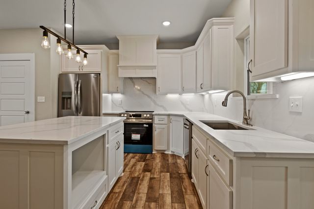 226 Moreland, Pittsburg, TX 75686