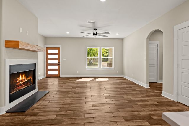 226 Moreland, Pittsburg, TX 75686