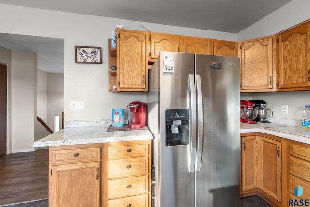 4517 S S Plains Dr Drive, Sioux Falls, SD 57106