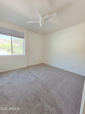 933 W MERCER Lane, Phoenix, AZ 85029