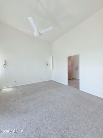 933 W MERCER Lane, Phoenix, AZ 85029