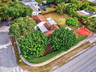 435 SW 33rd Ave, Miami, FL 33135