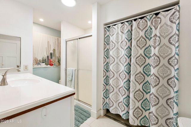 26613 S EASTLAKE Drive, Sun Lakes, AZ 85248