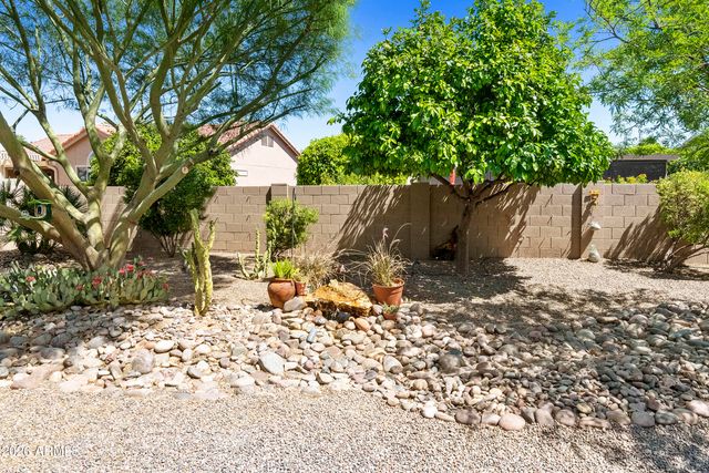 26613 S EASTLAKE Drive, Sun Lakes, AZ 85248