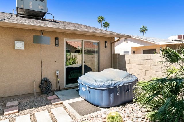 26613 S EASTLAKE Drive, Sun Lakes, AZ 85248