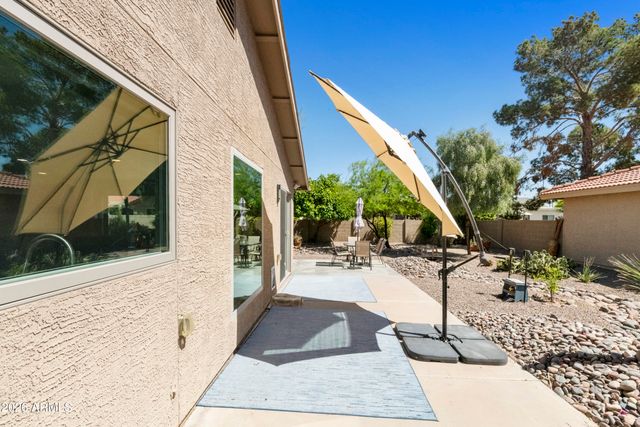 26613 S EASTLAKE Drive, Sun Lakes, AZ 85248