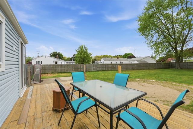 99 Potomac Road, Warwick, RI 02888