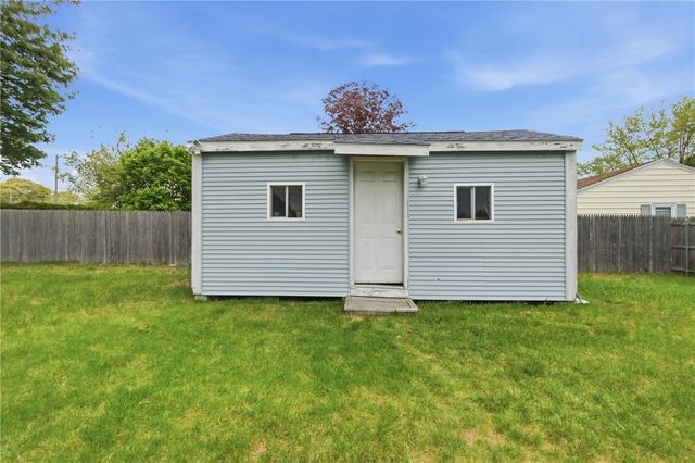99 Potomac Road, Warwick, RI 02888
