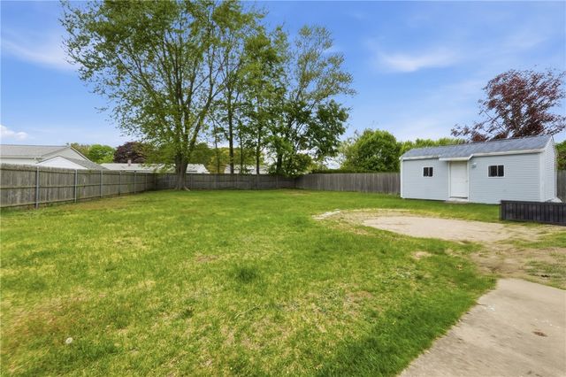 99 Potomac Road, Warwick, RI 02888