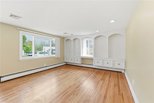 99 Potomac Road, Warwick, RI 02888