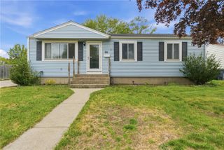 99 Potomac Road, Warwick, RI 02888