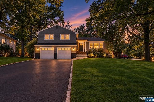 2 Tuers Place, Montclair, NJ 07043