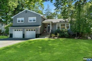 2 Tuers Place, Montclair, NJ 07043