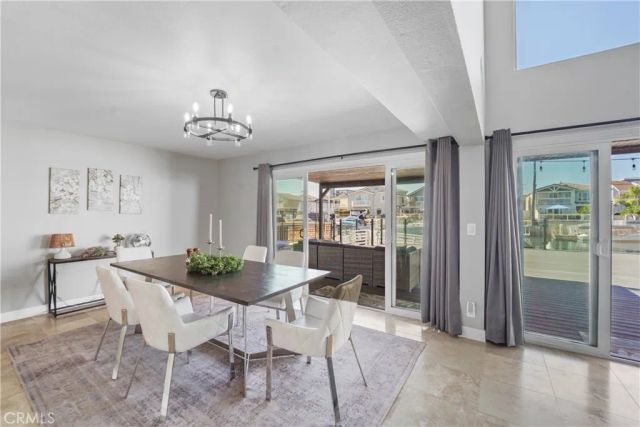 2431 Victoria Ave, Oxnard, CA 93035