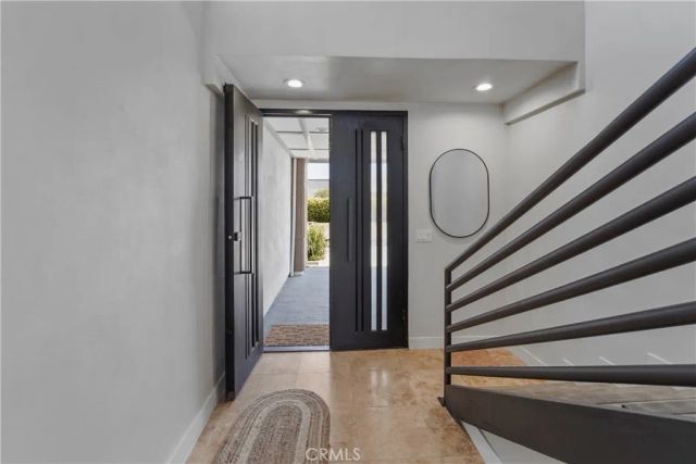 2431 Victoria Ave, Oxnard, CA 93035