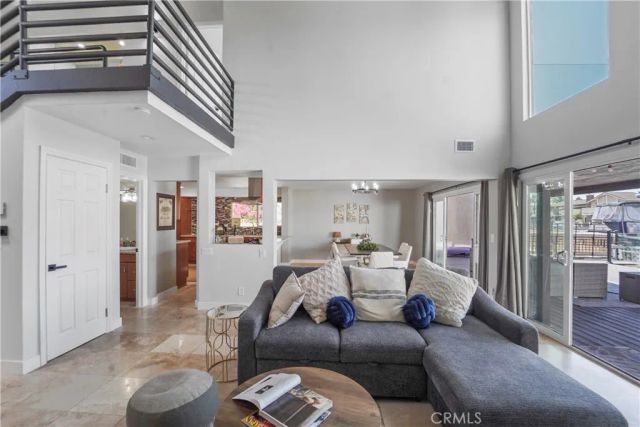 2431 Victoria Ave, Oxnard, CA 93035
