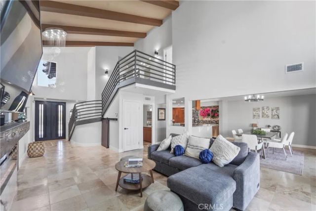 2431 Victoria Ave, Oxnard, CA 93035