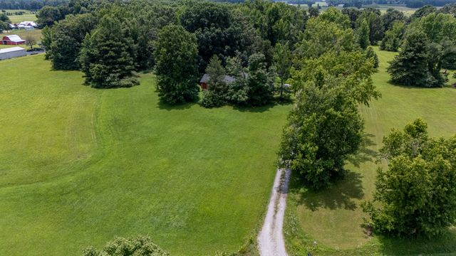 228 Campbellsville Pike, Ethridge, TN 38456