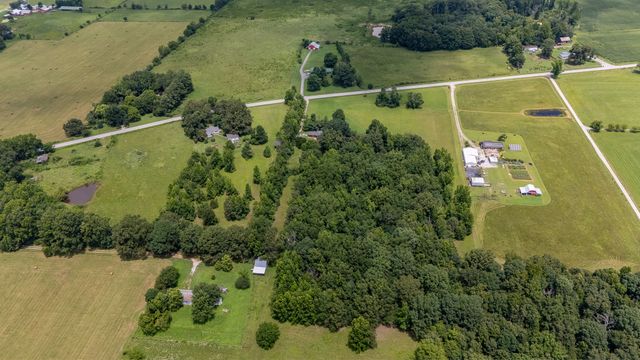 228 Campbellsville Pike, Ethridge, TN 38456