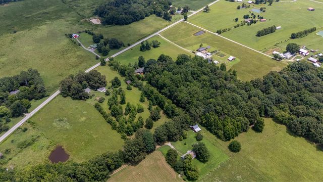 228 Campbellsville Pike, Ethridge, TN 38456