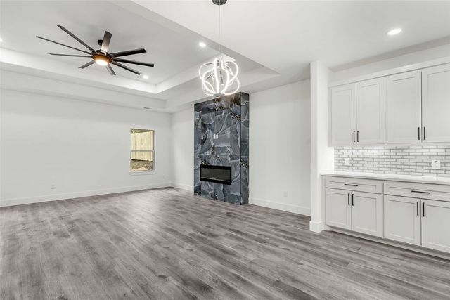 2827 Fernwood Avenue, Dallas, TX 75216