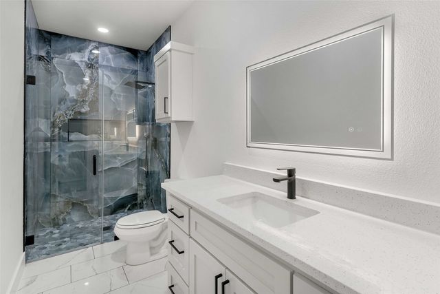 2827 Fernwood Avenue, Dallas, TX 75216