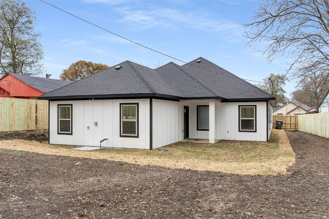 2827 Fernwood Avenue, Dallas, TX 75216