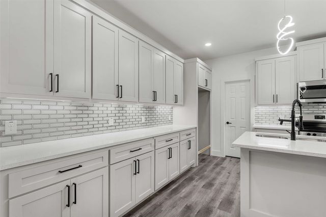 2827 Fernwood Avenue, Dallas, TX 75216