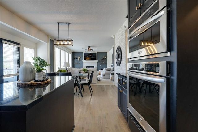 1124 Aspen Drive, Liberty, MO 64068