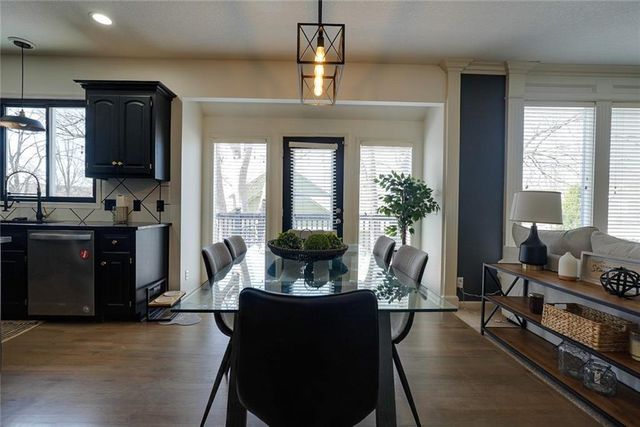 1124 Aspen Drive, Liberty, MO 64068