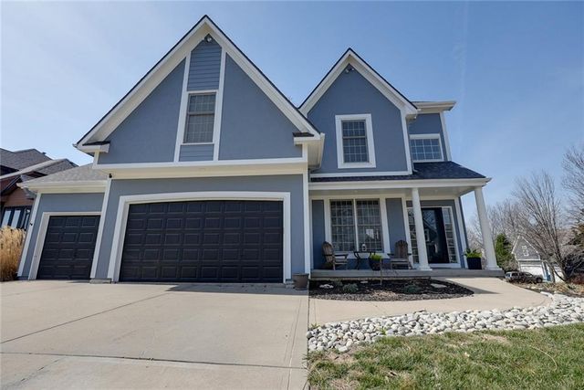 1124 Aspen Drive, Liberty, MO 64068