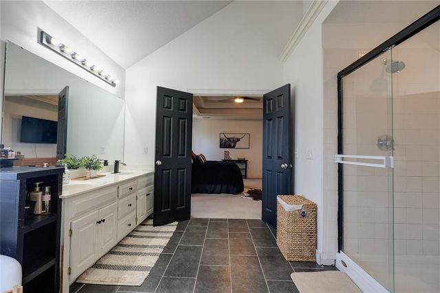 1124 Aspen Drive, Liberty, MO 64068